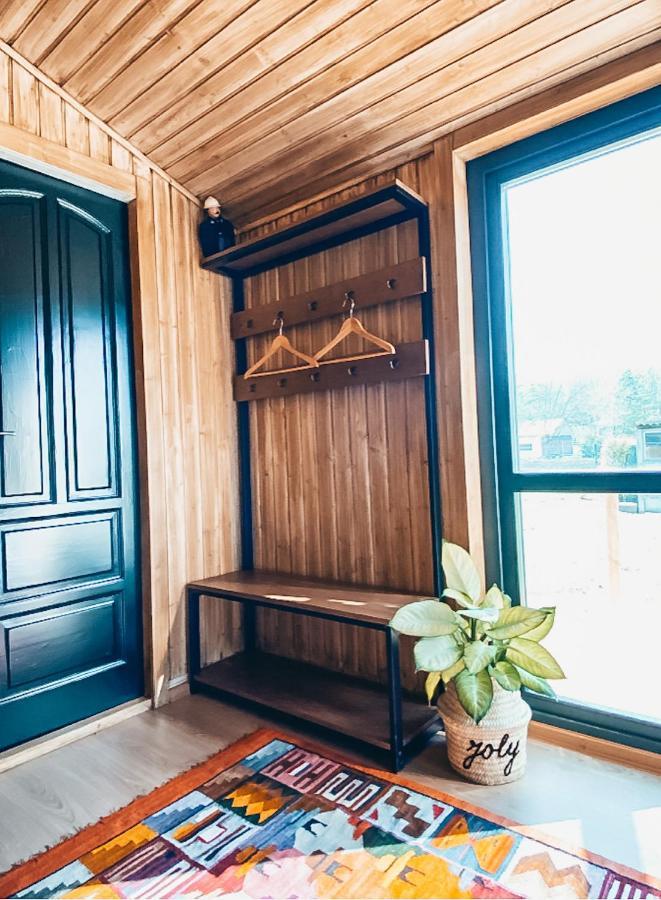Joly Tiny House Hotell Overijse Exteriör bild